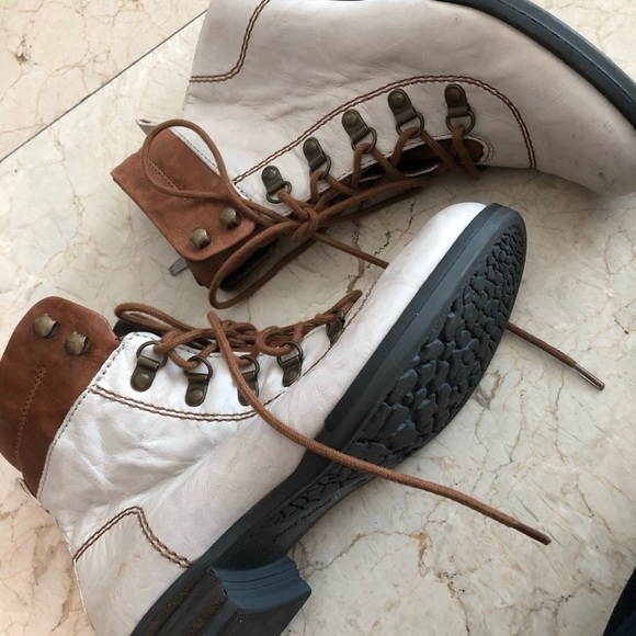 Josef Seibel Women’s Boots - Picture 8 of 16